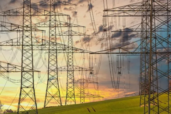 Schimbări majore pe piața energiei electrice, de la 1 aprilie! Ce MĂSURI pregătește ANRE: este vizată inclusiv schema de plafonare-compensare