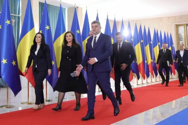 Deciziile-cheie din ședința Coaliției PNL-PSD-UDMR: Salariile vor fi înghețate OFICIAL. Două variante pentru pensii - DOCUMENT