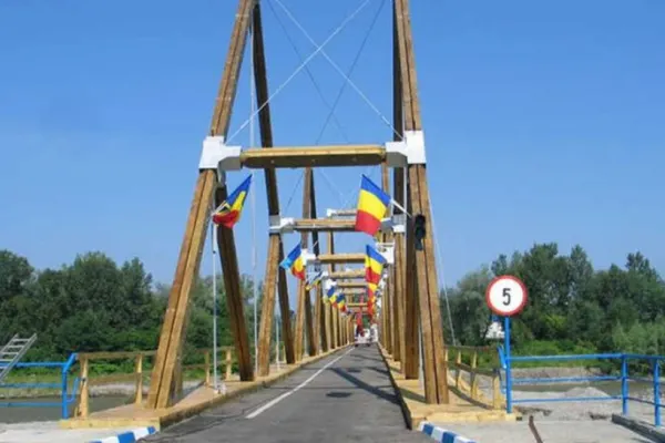 Guvernul Ucrainei a aprobat acordul cu România pentru construirea unui pod rutier peste râul Tisa