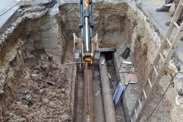 Burduja se războiește cu Nicușor Dan. Miza: 50 de milioane de euro pentru termoficarea Bucureștiului