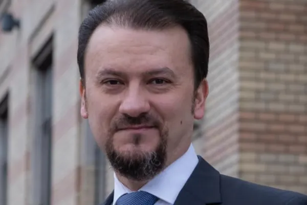 Scandal total! Vicepreședintele CNA Valentin Jucan îl face NAZIST pe Trump. Ana Maria Păcuraru, jurnalistă Realitatea PLUS: Este ceva halucinant, de neimaginat