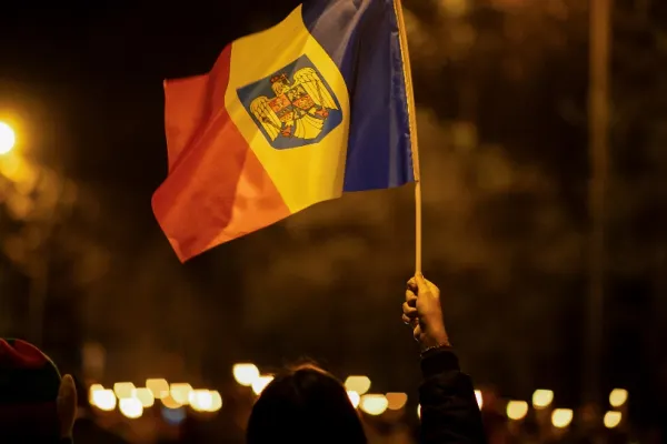 Realitatea PLUS, singura televiziune care arată revolta românilor - trimiteți imaginile neputinței. Vocea românilor va fi auzită!