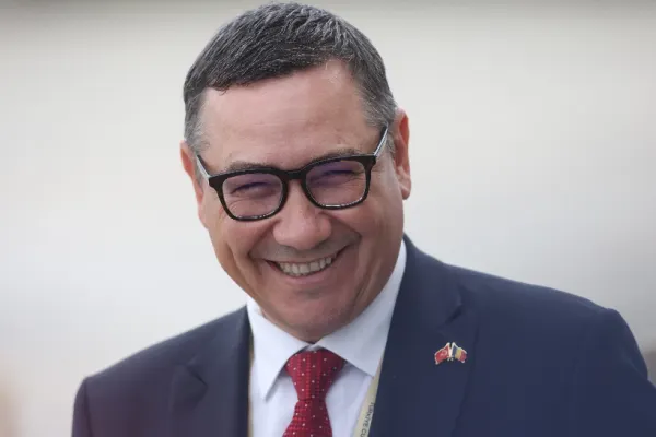 Ponta gafează în stil mare! Suveranistul vopsit s-a autodenunțat în direct, la un post TV: Știam că se pregătește subiectul barajului chiar de la fosta mea consilieră, Anca Alexandrescu