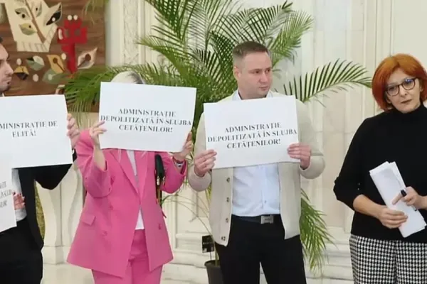 Bugetarii din Camera Deputaților protestează: „Avem salarii mici, de doar 6000 de lei!”