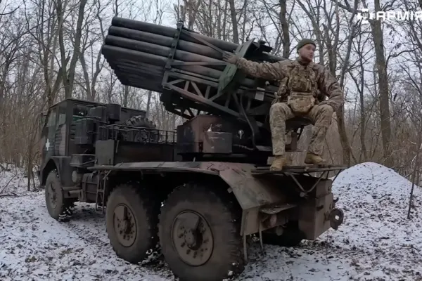 VIDEO. Ucrainenii au făcut recenzia lansatorului românesc de rachete APR-40. Sistemul de armament operează cu succes pe frontul din Ucraina