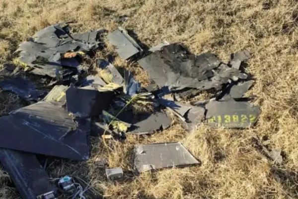 MApN a identificat două zone în care au căzut resturi de dronă de provenienţă rusească, în judeţul Tulcea. Nu sunt pagube