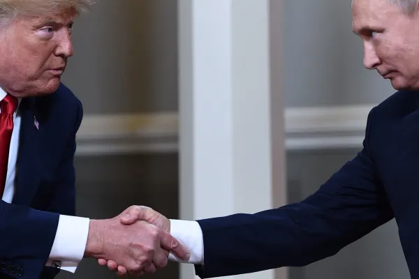 Trump dă asigurări că Putin nu intenţionează să atace NATO: „Vorbesc cu el. Îl cunosc foarte bine”