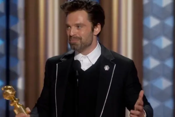 Actorul român Sebastian Stan a câştigat Globul de Aur pentru Cel mai bun actor în filmul „A Different Man”