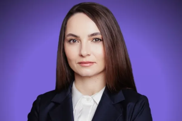 Președinta POT îndeamnă la proteste, după ce Călin Georgescu a fost săltat din trafic: ”Este tratat ca ultimul infractor. Toată lumea să iasă în stradă”