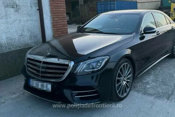 Mercedes de 50.000 de euro, confiscat pe loc de polițiștii din Agigea
