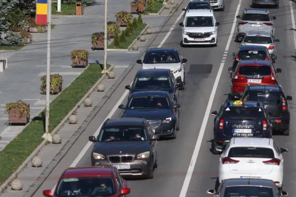 Guvernul pregătește pachetele 2 și 3 de austeritate: taxe mai mari pe case și mașini