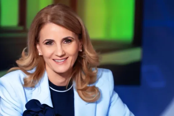 Anca Alexandrescu, despre demisia lui Klaus Iohannis: ”Ar însemna ca recunoaște această încălcare a legii”