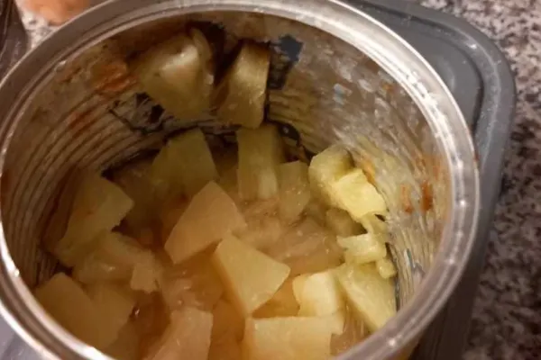Dezastru în restaurantele din țară. Incredibil ce au descoperit inspectorii de la Protecția Consumatorului în bucătării