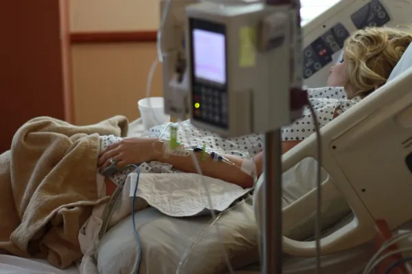 Tăieri masive în Sănătate: 14.000 de paturi de spital dispar în următorii 3 ani