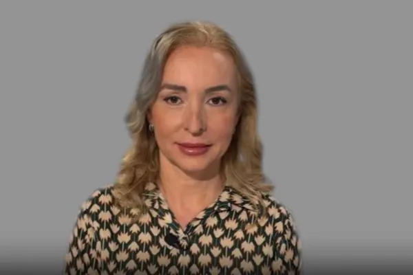 Avocații Ingrid Mocanu și Toni Neacșu îi dau peste cap planurile lui Bolojan după amânarea deciziei CCR: „Legea pensiilor magistraților este deja neconstituțională”