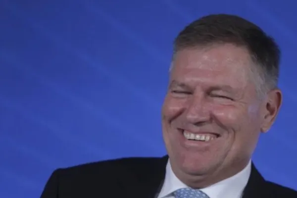 Legăturile lui Iohannis cu oligarhii care manevrează guverne. Cum a primit fostul președinte ilegitim bani și mașini în campanie