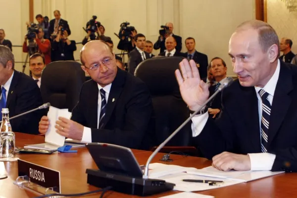 Moscova vrea ca NATO să RENUNȚE la promisiunile făcute Ucrainei la Summitul de la București, din 2008: Un refuz NU este suficient