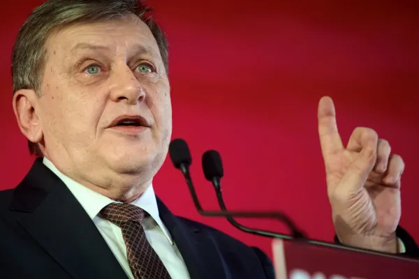Crin Antonescu ironizează reacțiile venite după discursul lui Nicușor Dan de la Consiliul pentru Pace: „O falsă euforie, ca la începutul lumii”