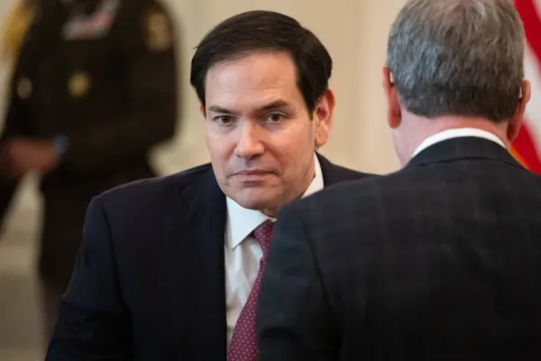 Controverse legate de planul de pacea în Ucraina. Un senator susține că documentul a fost scris la Moscova, secretarul Marco Rubio neagă