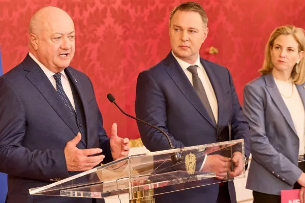 Partidele de centru au ajuns la un acord: niciun partid de extremă dreapta în noul guvern de la Viena