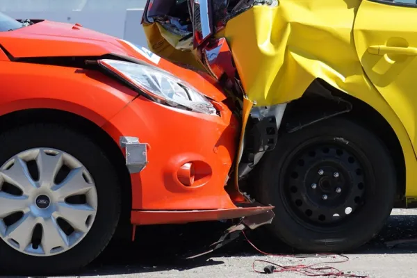 Ce trebuie sa faci dacă ești implicat într-un accident rutier? Care sunt procedurile în cazul tamponărilor ușoare