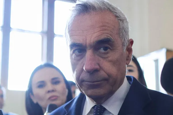Călin Georgescu dă în judecată Guvernul României, Autoritatea Electorală Permanentă și Biroul Electoral Central