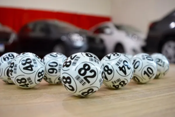 Loto 6/49: Report de peste 6,2 milioane de euro. Fond de câștiguri majorat la Joker