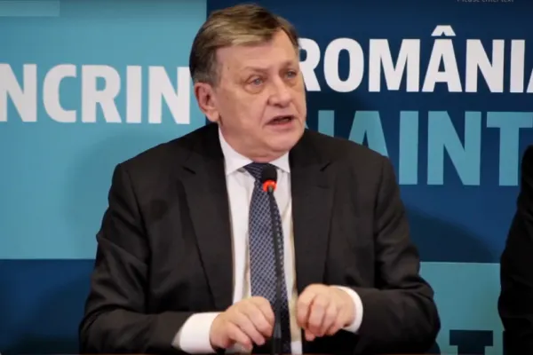 Guvern minoritar sau de tehnocrați? Crin Antonescu explică variantele politice aflate pe masă