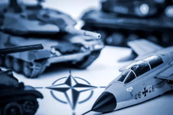 Viitorul NATO, în pericol? Statele europene abia găsesc bani de pensii