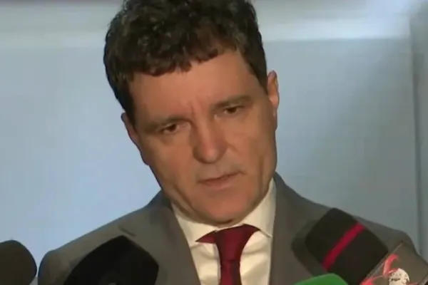 Scandal de proporții la Primăria Capitalei. Cum se scuză Nicușor Dan