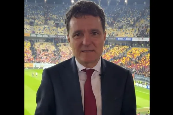 Nicușor Dan, taxat de suporteri după campania deșănțată de la meciul naționalei de fotbal VIDEO