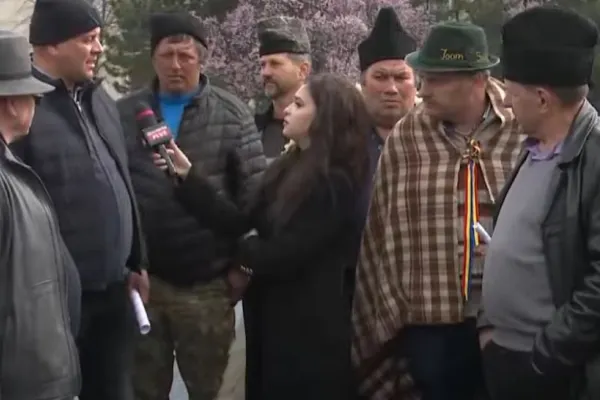 Proteste în fața Guvernului, înainte de Paște. Ciobanii se revoltă VIDEO