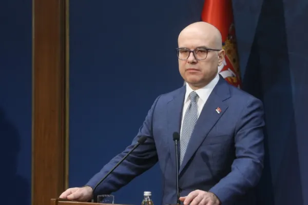 Demisia premierului Serbiei, aprobată de parlament. Termen de 30 de zile pentru formarea unui nou guvern sau convocarea de alegeri anticipate