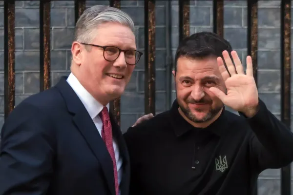 Zi de foc pentru viitorul Europei. Summit la Londra, pe tema apărării. Ilie Bolojan, la masă cu mai marii bătrânului continent