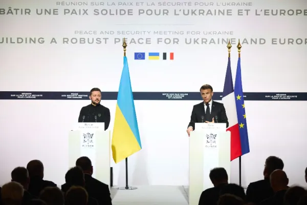 Zelenski, anunț crucial de la Summitul de la Paris privind Ucraina: Macron și Starmer, desemnați să reprezinte Europa în negocierile de pace