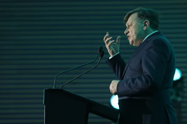 Crin Antonescu: Președintele României nu își poate permite să aibă ambiții mici