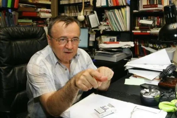 Rareș Bogdan dezvăluie adevărul îngrijorător din spatele cenzurii împotriva lui Ion Cristoiu. „Jos labele de pe libertatea de exprimare!!”