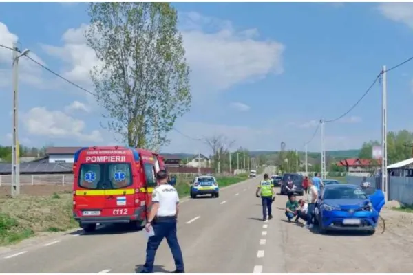 Tragedie în Bacău. Pietoni spulberați de o mașină proiectată în urma coliziunii cu un alt autoturism