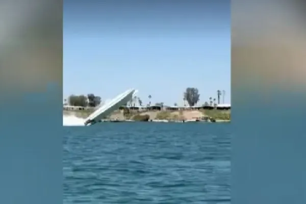 Accident dramatic pe lacul Havasu: o șalupă de viteză s-a ridicat deasupra apei în timpul unui test