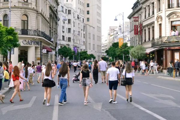Calea Victoriei devine pietonală în weekend. Evenimentele care vor avea loc