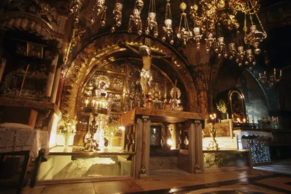 Uniunea Europeană denunță o 'încălcare a libertății religioase', după interzicerea accesului în Biserica Sfântului Mormânt la Ierusalim de Duminica Floriilor catolice