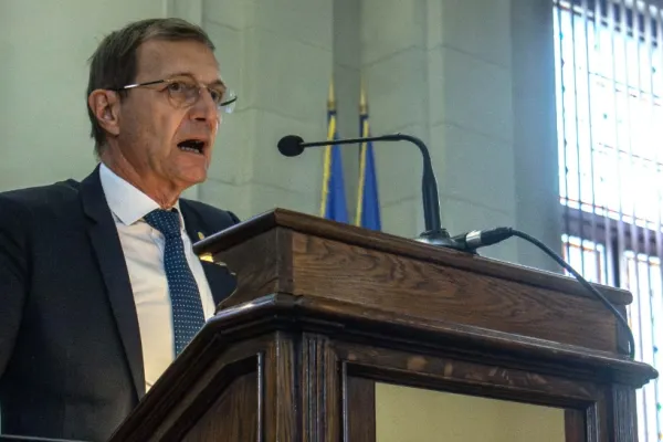 Revolta lui Ioan Aurel Pop împotriva exceselor „corectitudinii politice”. „Pe noi cine ne apără de antiromânism?”