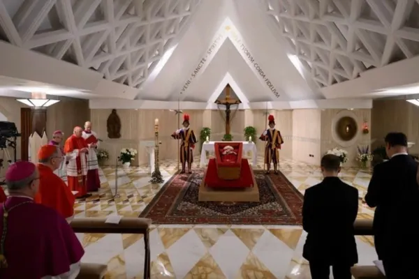 Schimbare de ultimă oră la Vatican. Trupul neînsuflețit al Papei Francisc va fi mutat în Bazilica Sfântul Petru