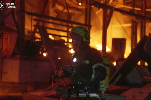 Război în Ucraina, ziua 1144. Atacuri cu drone provoacă incendii și răniți în Kiev.  Negocierile dintre SUA și Ucraina privind mineralele rare devin tensionate.