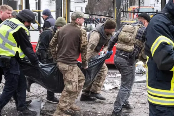 Rusia, după atacul sângeros cu rachete de la Sumî: ”Regimul de la Kiev continuă să folosească populația ucraineană drept scut uman”
