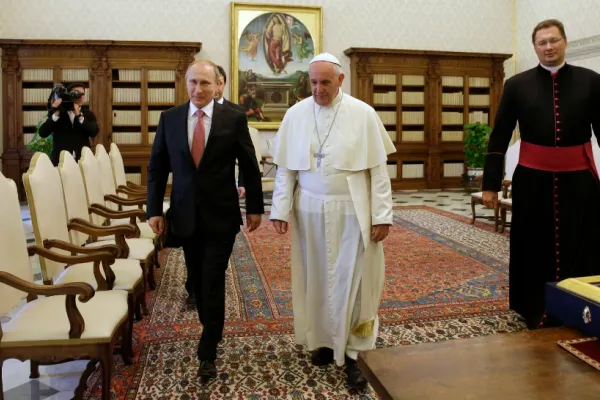 Cristoiu demontează scenariul lansat de CTP: Slavă Domnului că nu Putin a avut ultima audiență cu Suveranul Pontif
