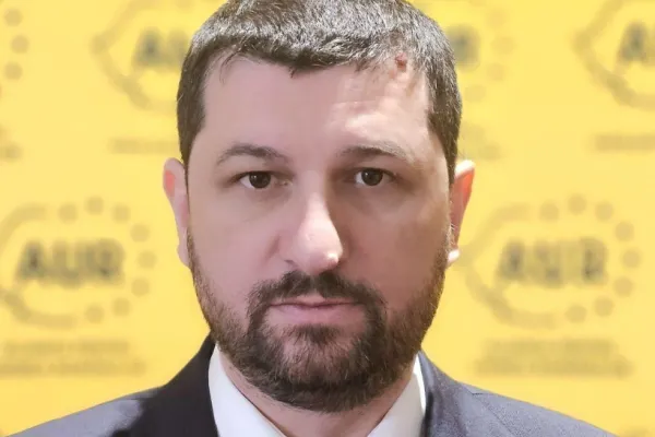 Vicepreședintele AUR, Marius Lulea: Partidul nostru face parteneriat doar cu ROMÂNII. Ponta este un simbol al trădării. Ce spune despre Nicușor Dan