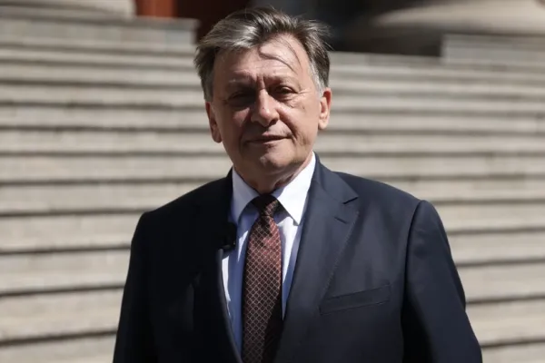 Crin Antonescu, lovitură la Nicușor Dan: „Rețeaua securistico-propagandistică din spatele dlui Dan a câștigat din nou”