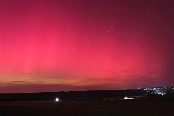 O furtună electromagnetică de proporții ar putea lovi azi Terra. Sunt așteptate fenomene spectaculoase, inclusiv aurore boreale