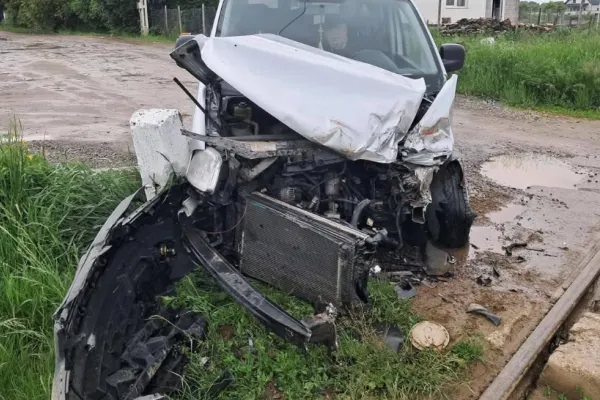 Un bărbat a fost rănit în urma unui accident feroviar, în județul Botoșani. Circulația în zonă este blocată